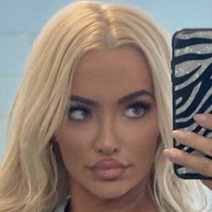 Lindsey Pelas Bra Size Body Measurements