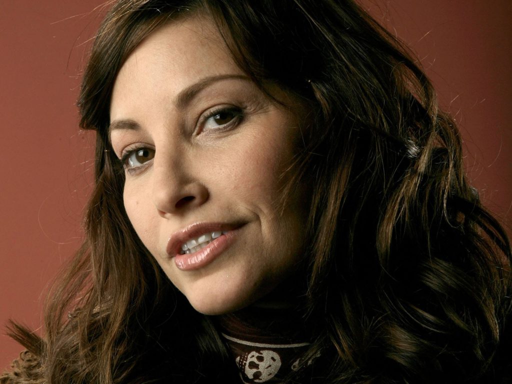 Gina Gershon Bra Size Measurements