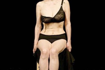Yoko Ono Bra Size