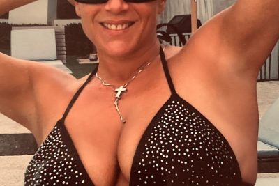 Samantha Fox Enjoying Summer Fun